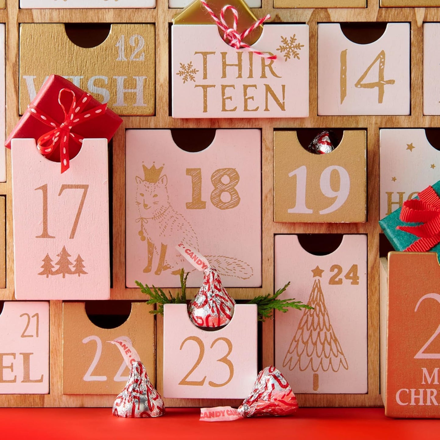 Candy Cane Milk Chocolate Candies - 2lb Bag Approx. 200 Pieces Individually Wrapped Peppermint Flavored Chocolates for Holiday Parties, Stocking Stuffers, Gifts & Buffets