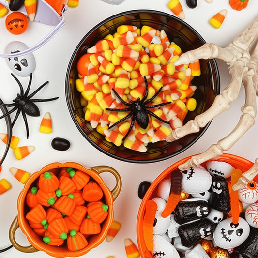 Bulk Candy Corn Candy 2 Pound Bag - Classic Sweet Chewy Tri-Color Autumn Treats for Halloween Parties, Buffets, Fall Events & Decoration