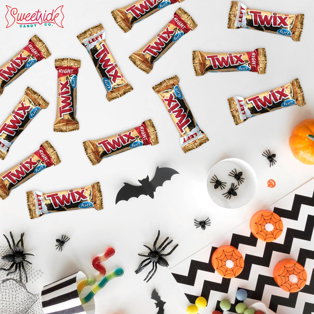 Twix Fun Size Candy Bars Left and Right, 2lb Pack of Bulk Chocolate Candy Individually Wrapped, Ideal Caramel Chocolate for Sharing with Friends, Perfect Twix Mini Candy Bars for Parties and Events
