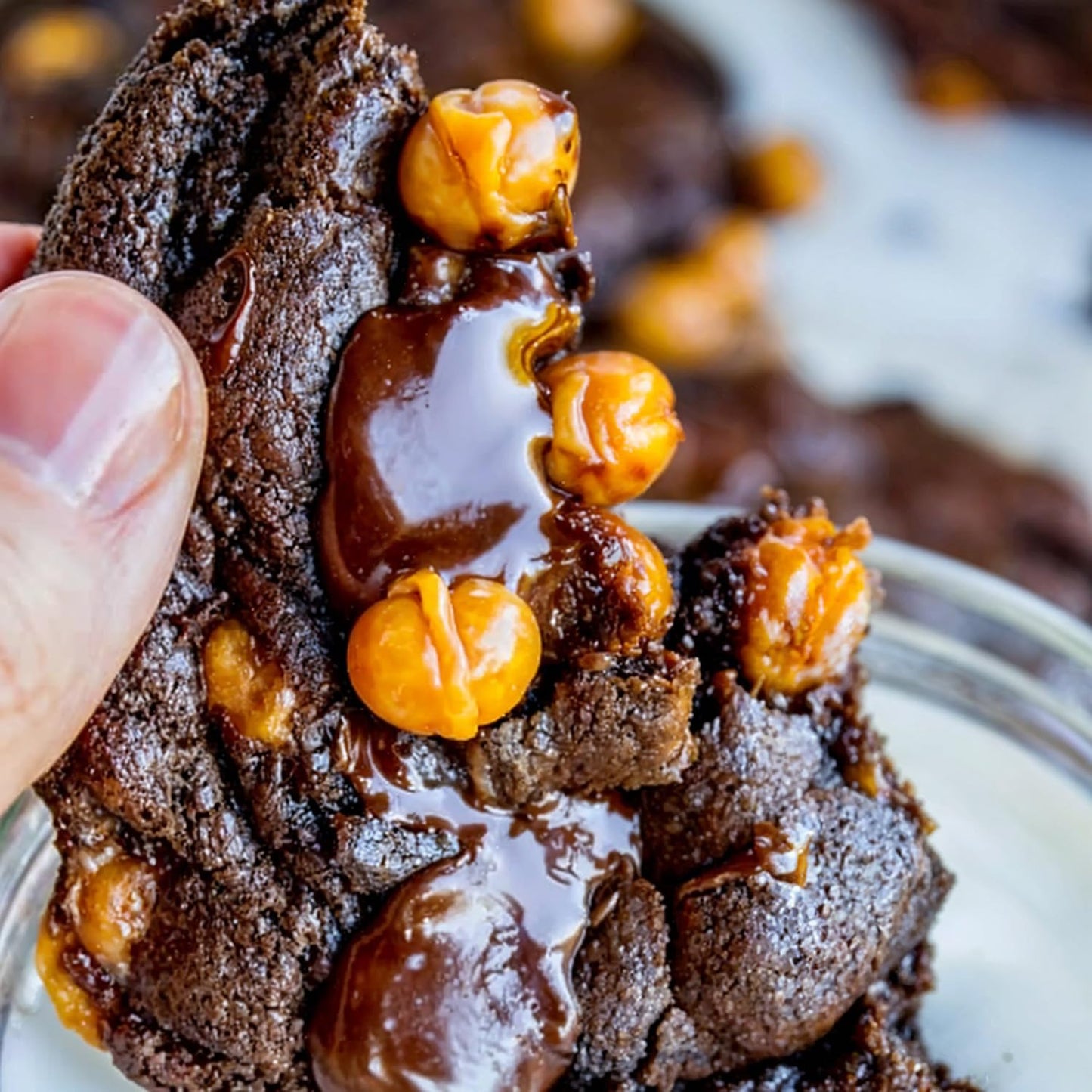 Bulk Classic Caramel Bits 24 oz - Mini Unwrapped Sweet Creamy Caramels Chips for Baking, Melting, Decorating And Treats