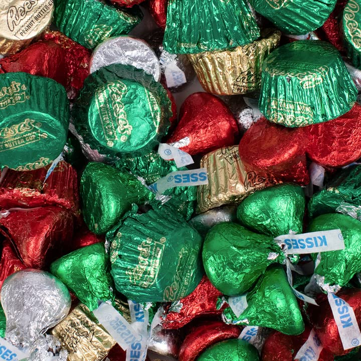 140 Pcs Christmas Candy Holiday Kisses & Peanut Butter Cups (1.9 lbs, Approx. 140 Pcs) - Red, Green, Gold, Silver
