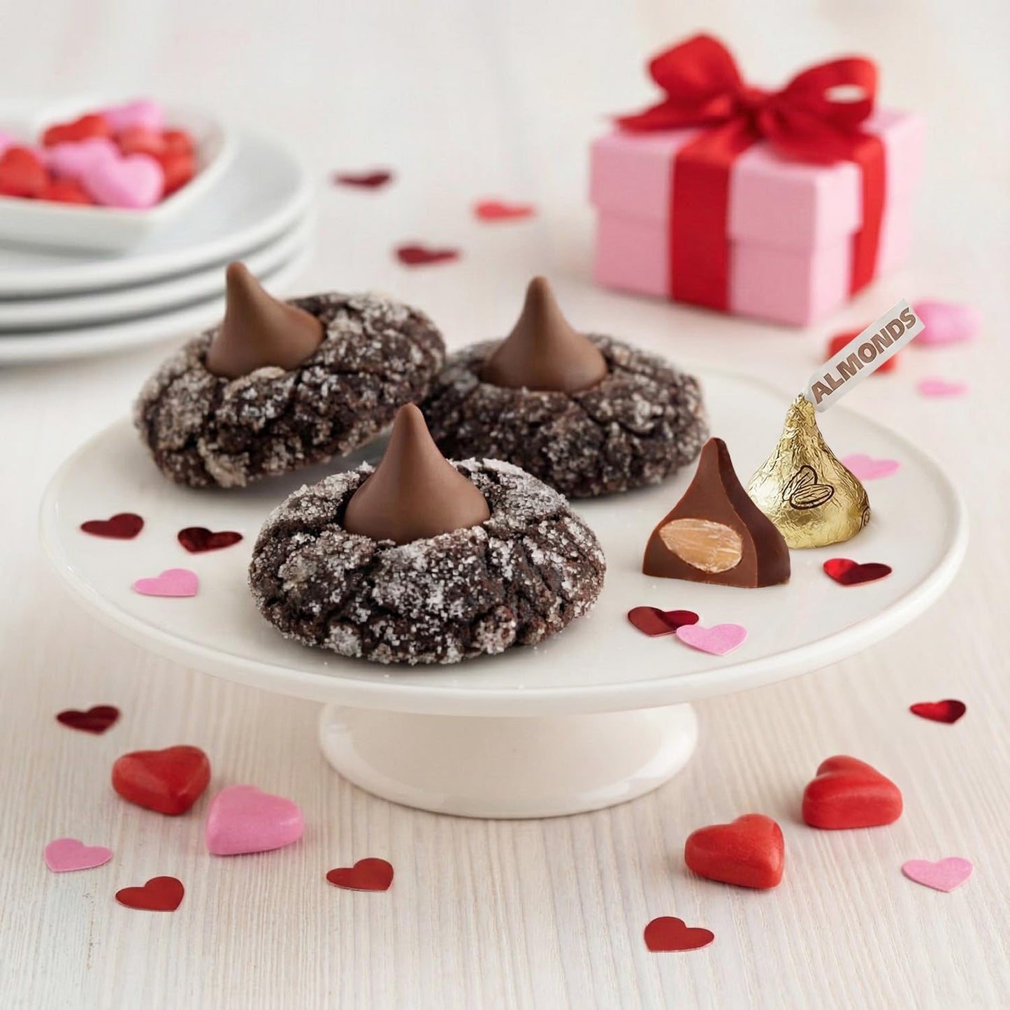 Gold Foil Almond Milk Chocolate Kisses- 1 Pound Bag Individually Wrapped Almond-Filled Chocolates for Holidays, Candy Bowls, Gift Bags & Party Treats