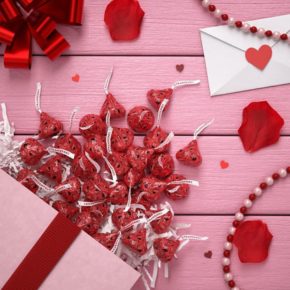Candykrave Hershey'es Kisses Strawberry Dipped Chocolate Candy- 1lb (100 pcs) - Bulk Pack of Chocolate Covered Valentine's Day Candy, Bulk Chocolate for Valentines, Easter & Thanksgiving.